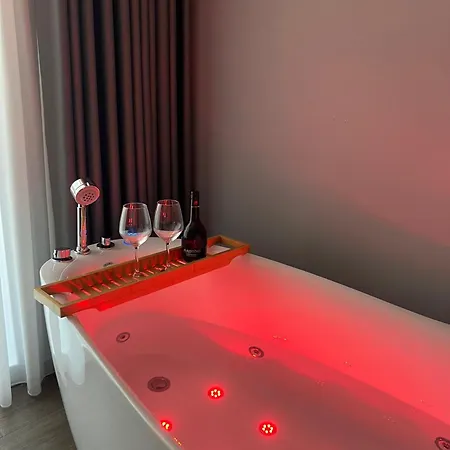 公寓式酒店 Amad Sarandë