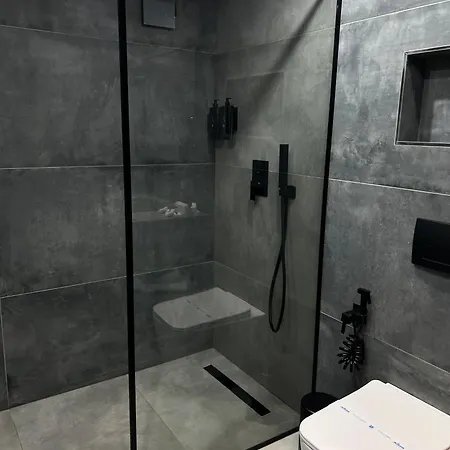 Amad 公寓式酒店 Sarandë