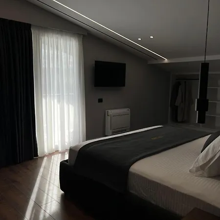 Amad 公寓式酒店 Sarandë