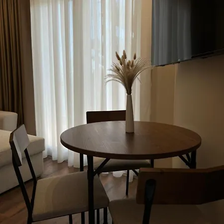 Amad 公寓式酒店 Sarandë